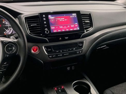 Used 2023 Honda Ridgeline Sport image 18