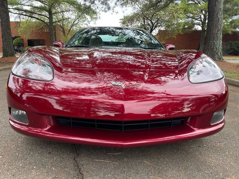 Used 2007 Chevrolet Corvette Convertible w/ Preferred Equipment Group image 11
