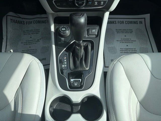 Used 2022 Jeep Cherokee Limited AWD/4WD image 25