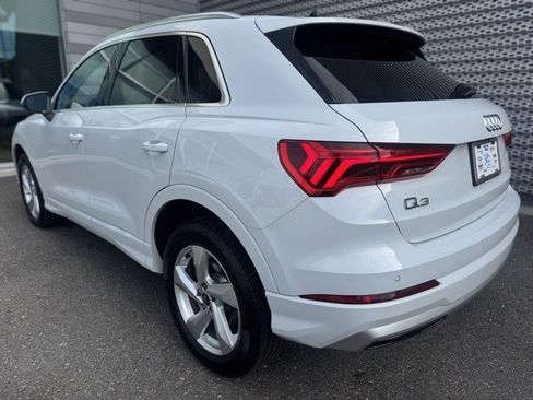 Used 2022 Audi Q3 2.0T Premium image 3