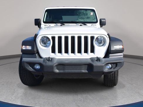 Used 2021 Jeep Wrangler Unlimited Sport AWD/4WD image 3