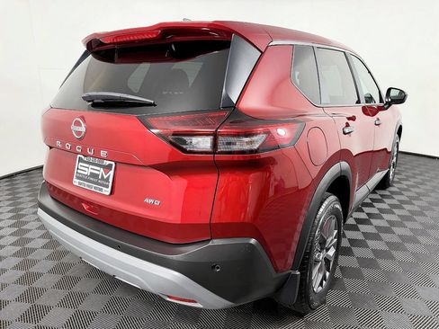 Used 2023 Nissan Rogue S AWD/4WD image 9