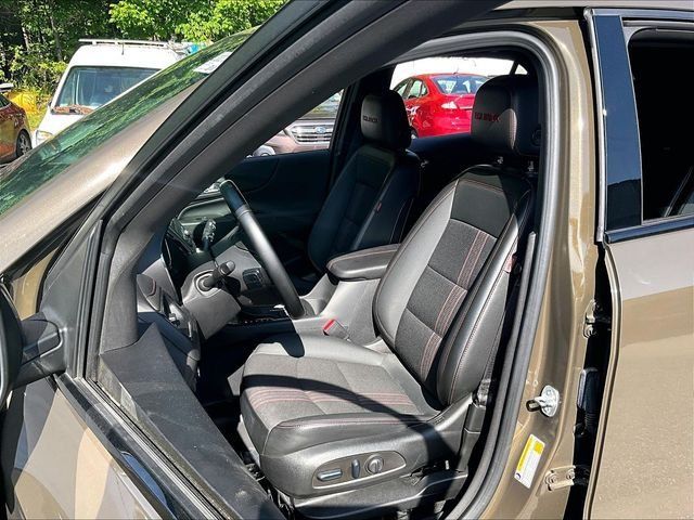 Used 2023 Chevrolet Equinox RS w/ LPO, Cargo Package AWD/4WD image 10