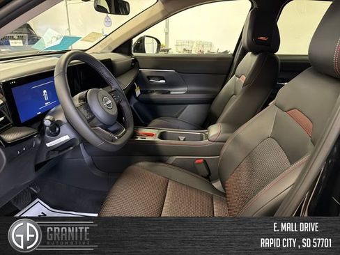 New 2026 Nissan Kicks SR w/ SR Premium Package AWD/4WD image 9