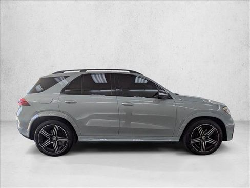Used 2024 Mercedes-Benz GLE 450 4MATIC image 4