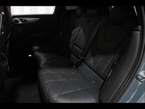 Certified 2023 BMW XM AWD/4WD image 21