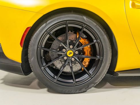 Used 2022 Ferrari 812 GTS RWD image 25