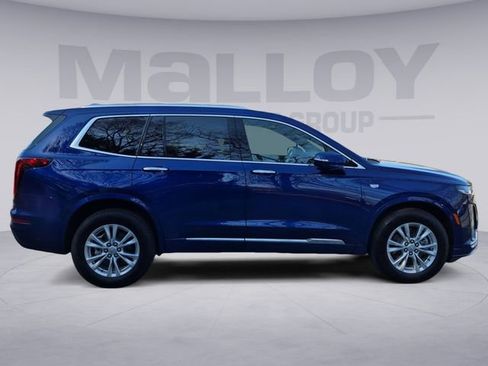 Used 2025 Cadillac XT6 Luxury AWD/4WD image 6