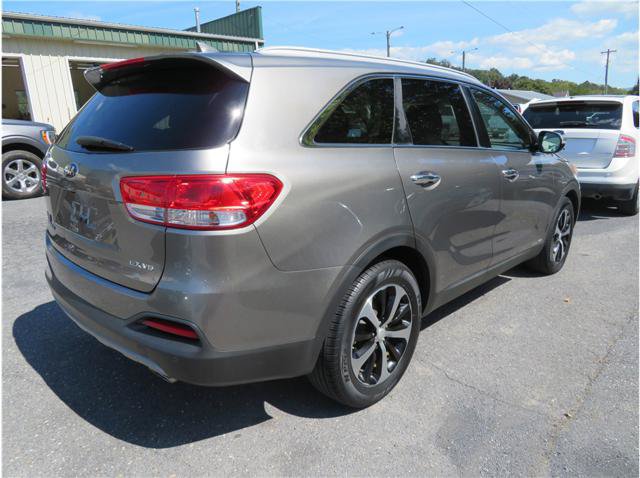 Used 2016 Kia Sorento EX AWD/4WD image 2