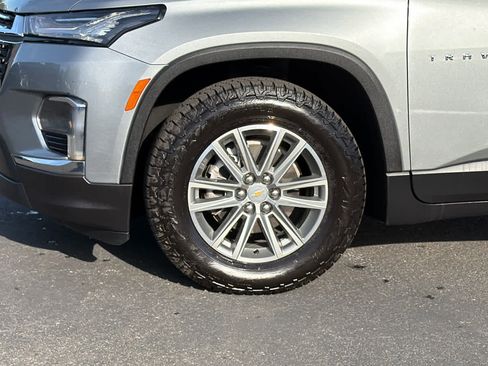 Used 2023 Chevrolet Traverse LT w/ LPO, Floor Liner Package AWD/4WD image 9