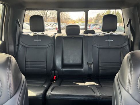 Used 2025 Ford F150 Platinum w/ Equipment Group 702A High AWD/4WD image 26