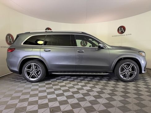 Used 2025 Mercedes-Benz GLS 450 GLS 450 image 8
