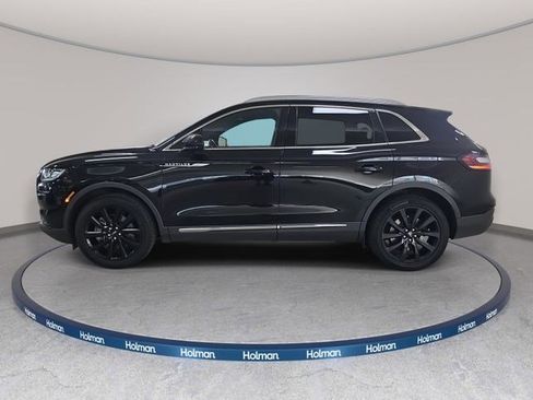 Used 2021 Lincoln Nautilus Reserve w/ Monochromatic Package AWD/4WD image 11