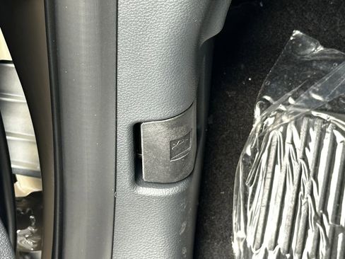 New 2025 Ford F150 Lariat w/ Equipment Group 501A Mid image 56