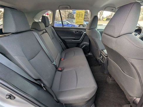 Used 2021 Toyota RAV4 LE image 21
