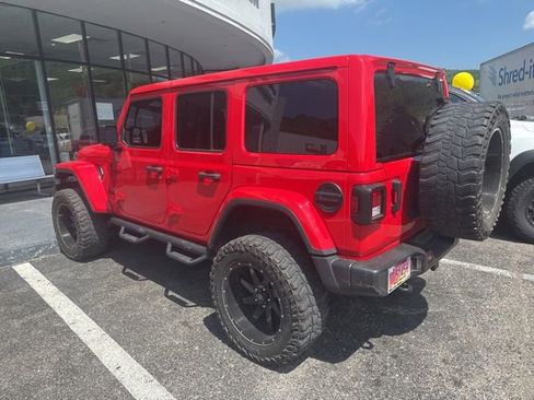 Used 2021 Jeep Wrangler Unlimited Sahara AWD/4WD image 2