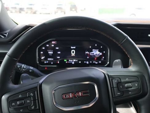 Used 2024 GMC Sierra 1500 AT4 w/ Technology Package AWD/4WD image 16