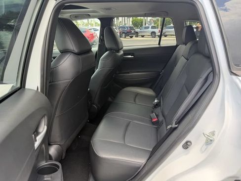 Certified 2023 Toyota Corolla Cross XLE w/ Convenience Package FWD image 13