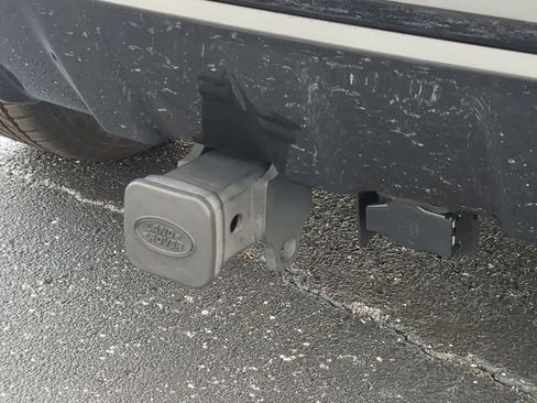 Used 2025 Land Rover Discovery Sport Dynamic SE image 37