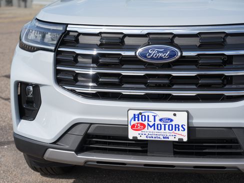 New 2026 Ford Explorer Active w/ Active Comfort Package AWD/4WD image 11
