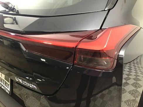 Used 2022 Lexus UX 250h F Sport image 23