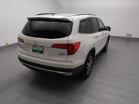 Used 2018 Honda Pilot Touring image 7