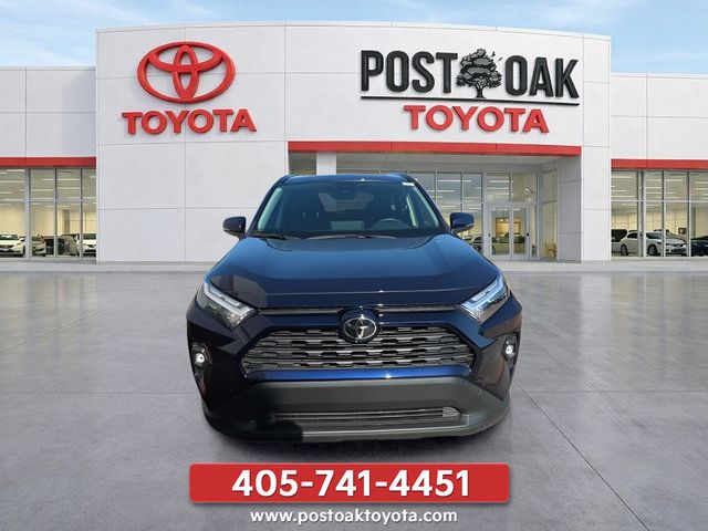 Used 2025 Toyota RAV4 XLE Premium AWD/4WD image 11