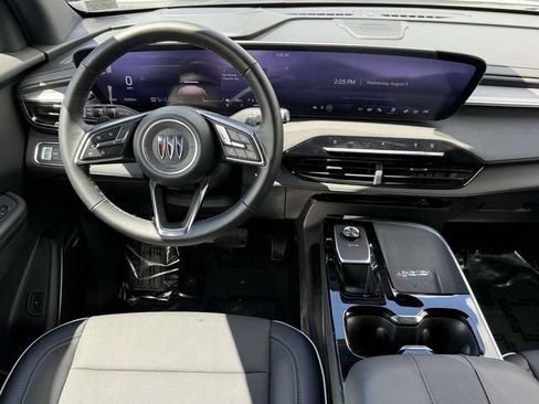 Certified 2026 Buick Enclave Preferred AWD/4WD image 14