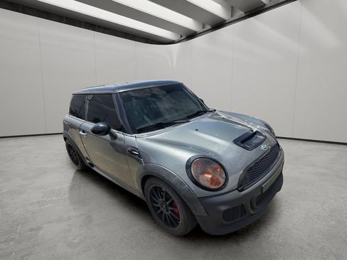 Used 2009 MINI Cooper John Cooper Works FWD image 13