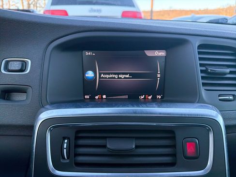 Used 2018 Volvo S60 T5 Dynamic w/ Protection Package image 27