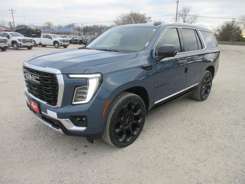 New 2026 GMC Yukon Denali image 9