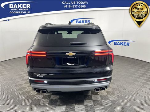 Certified 2025 Chevrolet Traverse LT w/ Sun and Wheel Package image 8