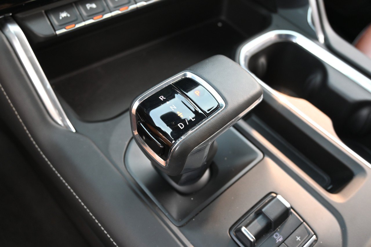 Certified 2025 GMC Sierra 1500 Denali Ultimate AWD/4WD image 14