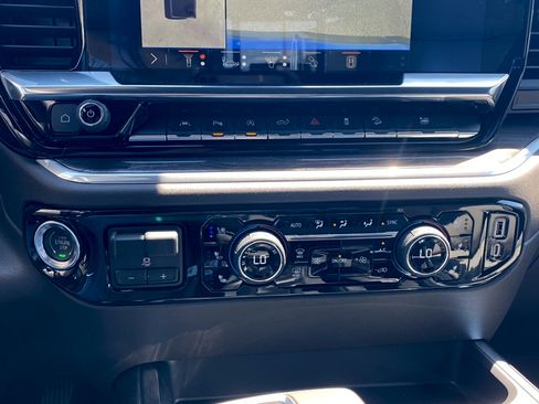 New 2026 Chevrolet Silverado 1500 LTZ AWD/4WD image 32