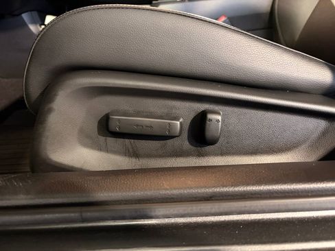 Used 2020 Honda Civic EX-L image 29