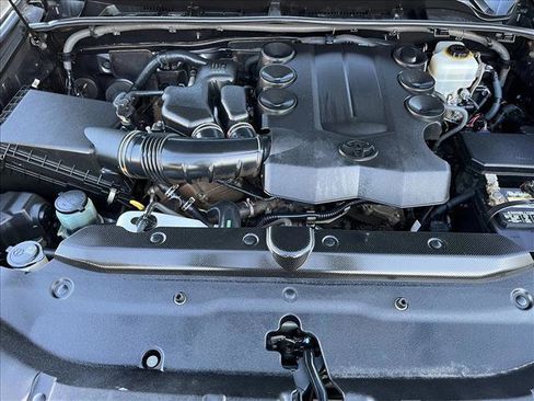 Used 2014 Toyota 4Runner Trail Premium image 25