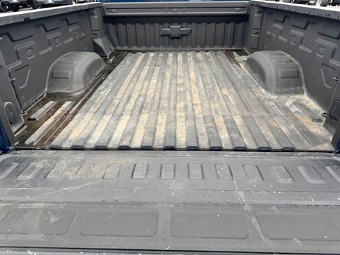 Used 2021 Chevrolet Silverado 2500 LT w/ Convenience Package image 10