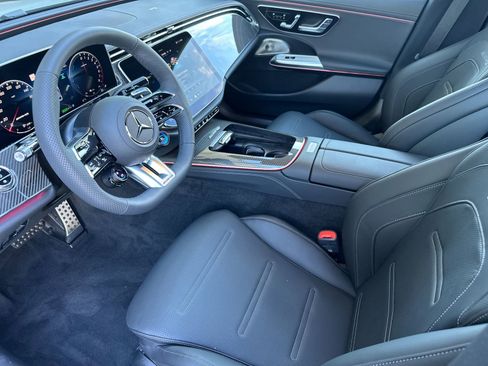 New 2026 Mercedes-Benz E 53 AMG e 4MATIC Sedan image 10