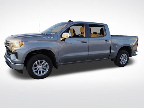 Used 2023 Chevrolet Silverado 1500 LT w/ Protection Package image 4