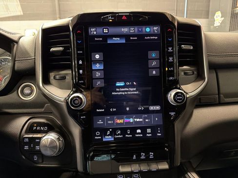 Used 2025 RAM 1500 Laramie w/ Sport Appearance Package AWD/4WD image 6