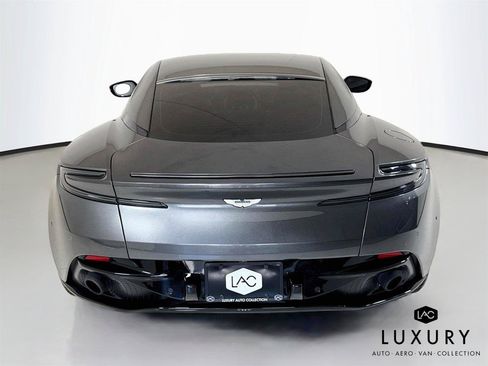 Used 2017 Aston Martin DB11 V12 RWD image 7