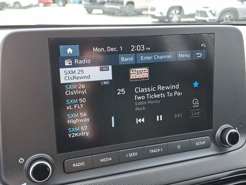 Used 2023 Hyundai Kona SEL image 17