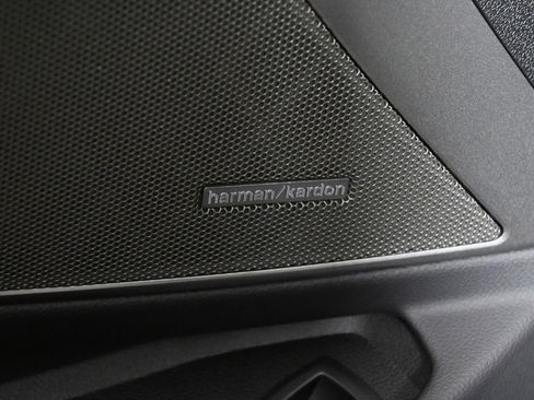 New 2026 BMW 330i xDrive Sedan w/ Premium Package image 31