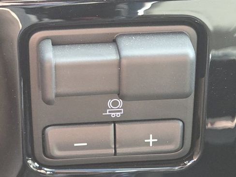 Used 2024 Chevrolet Silverado 3500 LTZ w/ LTZ Plus Package image 8