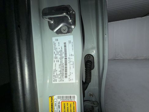 Used 2021 Ford Ranger XLT w/ Equipment Group 301A Mid image 24