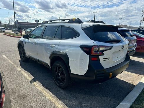 Used 2025 Subaru Outback Wilderness image 8