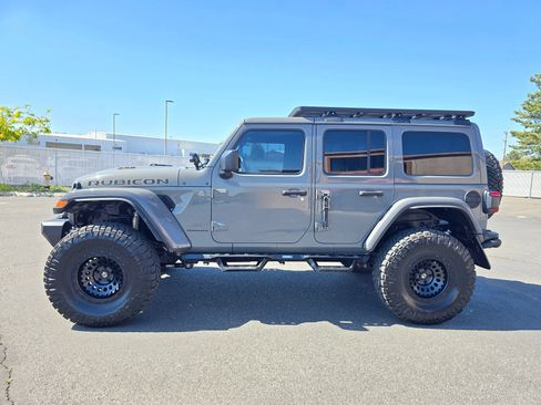 Used 2023 Jeep Wrangler Unlimited Rubicon 392 w/ Xtreme Recon 35" Tire Package AWD/4WD image 35
