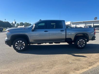 Used 2024 Chevrolet Silverado 2500 Custom w/ Custom Value Package