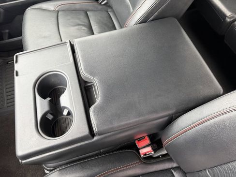 Used 2022 Ford F150 Lariat w/ Trailer Tow Package image 27