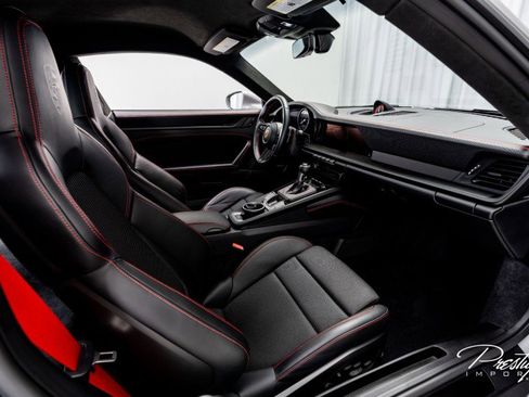 Used 2022 Porsche 911 GT3 image 43